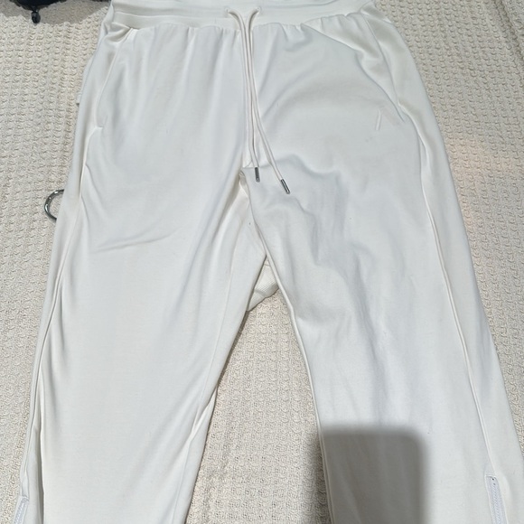 Athleta Legend Triumph Onesie - Picture 4 of 5